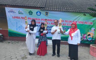 Ikuti Lomba mapsi Kabupaten, siswa SDII Nurmus Dapat Juara 2 cabang khitobah putri